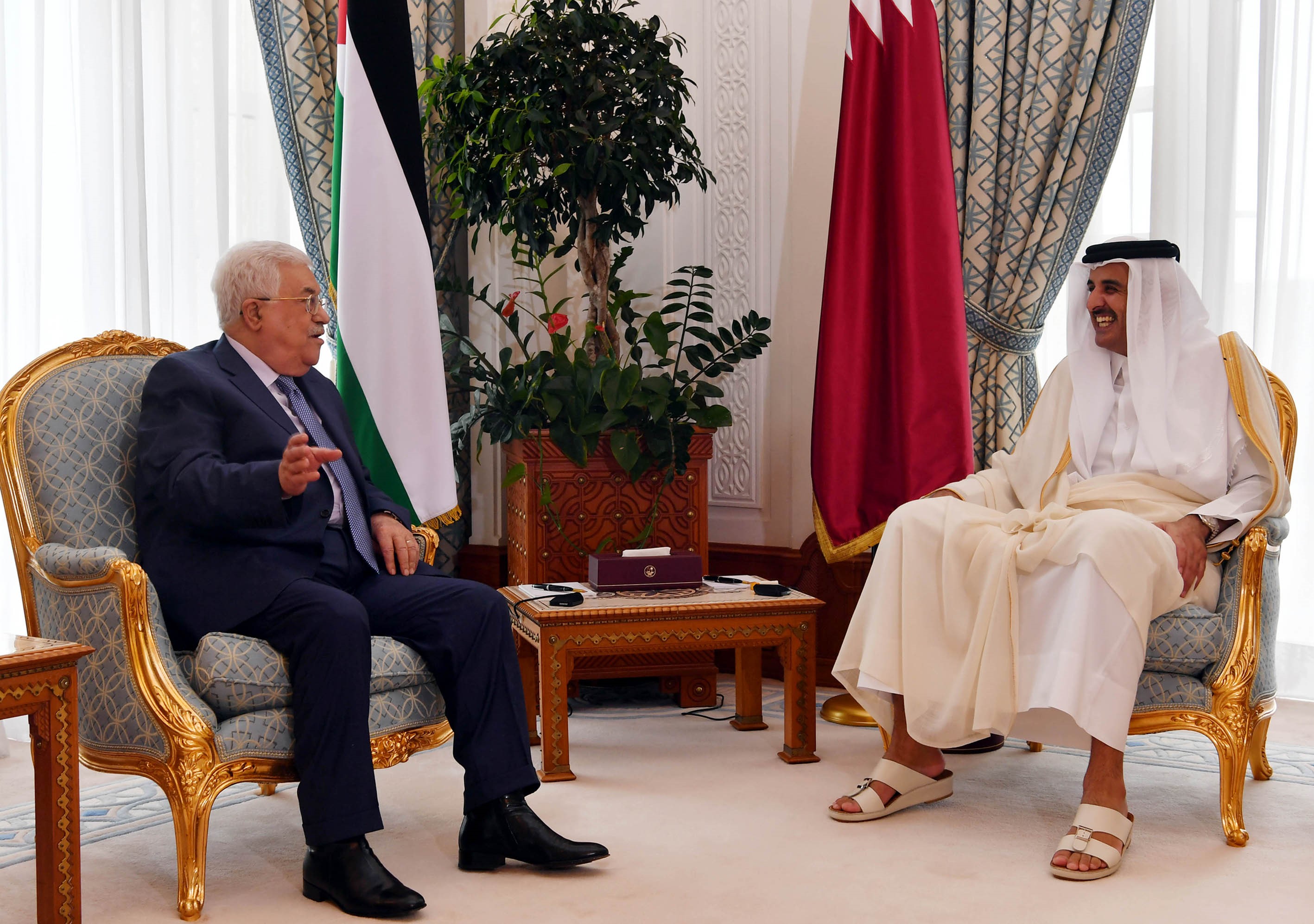 الرئيس عباس يلتقي امير قطر الاثنين القادم