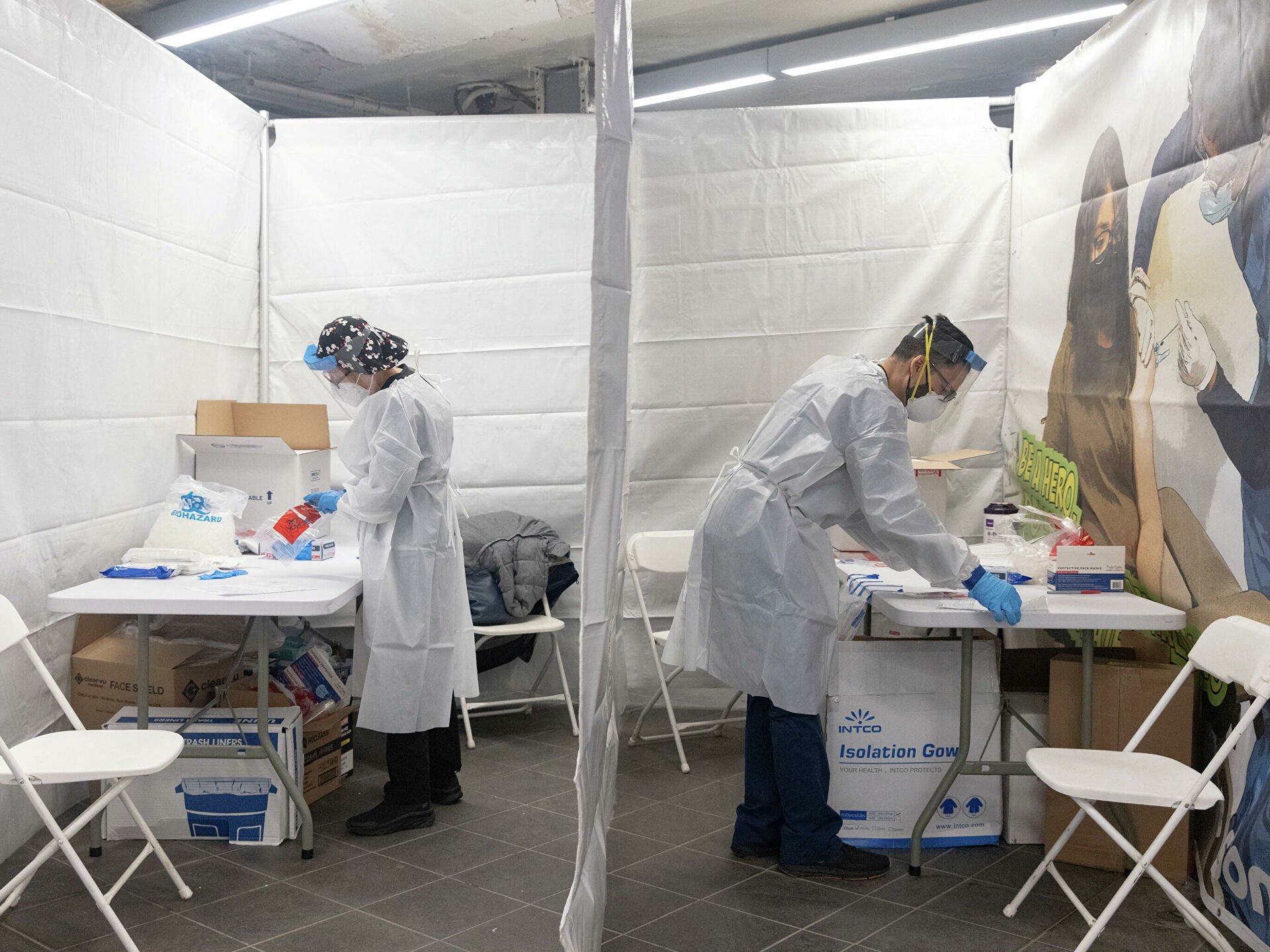 بتفشي أوميكرون.. إصابات كورونا تتجاوز 400 مليون