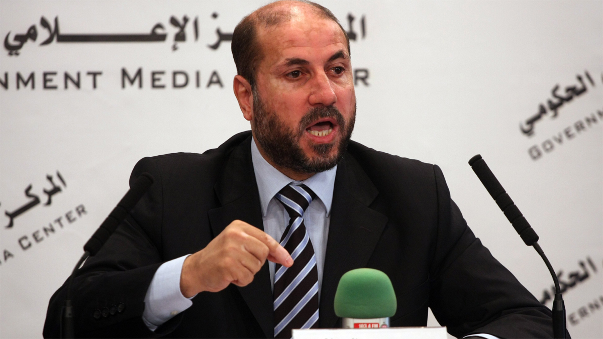 مستشار الرئيس: حماس لا تمثل شيئا طالما خرجت عن الشرعية الوطنية